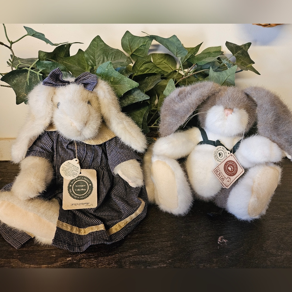 BOYDS BEARS 2 Bunny Rabbits